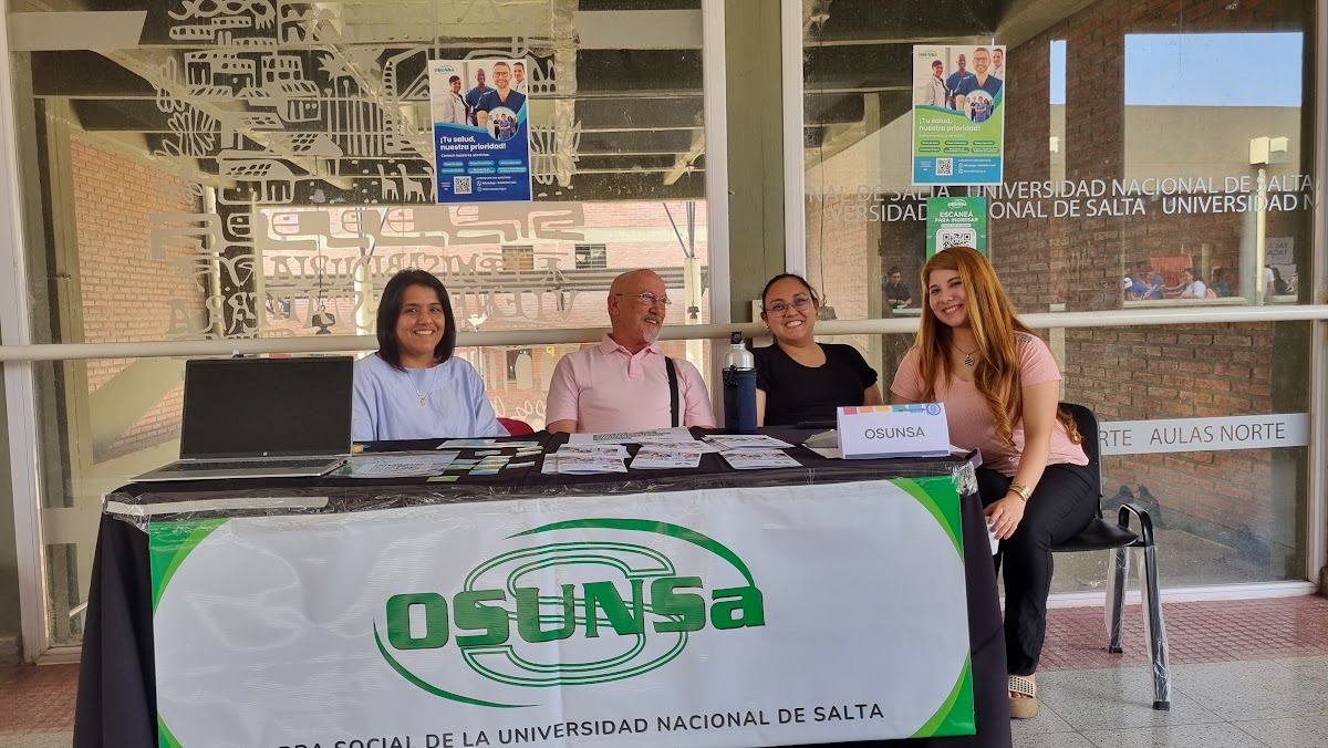 Representantes de OSUNSa en la Feria de Empleabilidad
