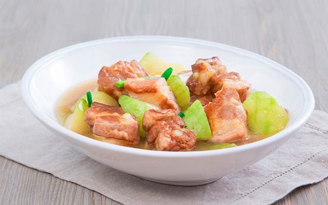 Sườn Heo Hầm Bí Ngòi