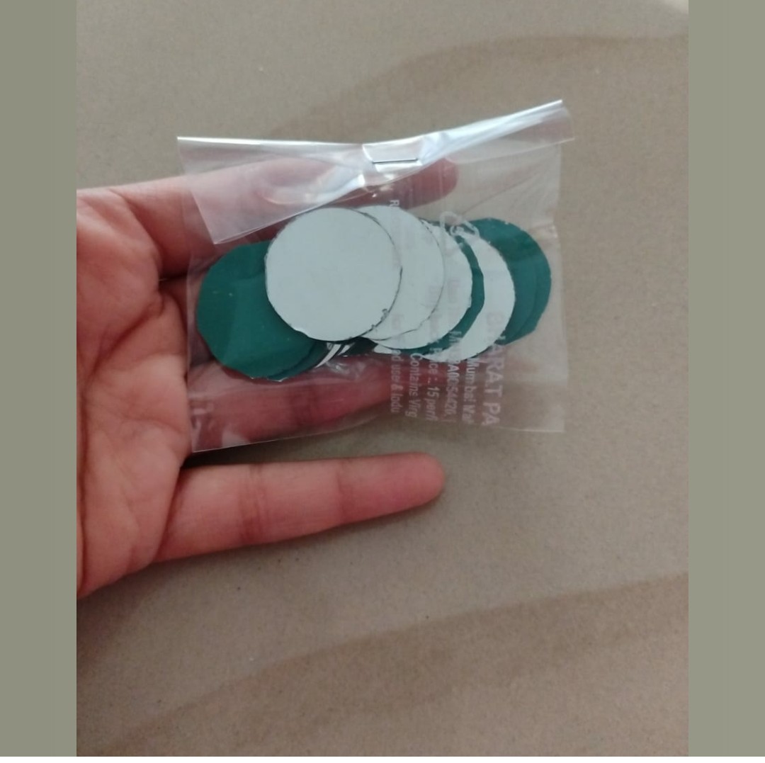 Big Round Mirror pack of 25 gm