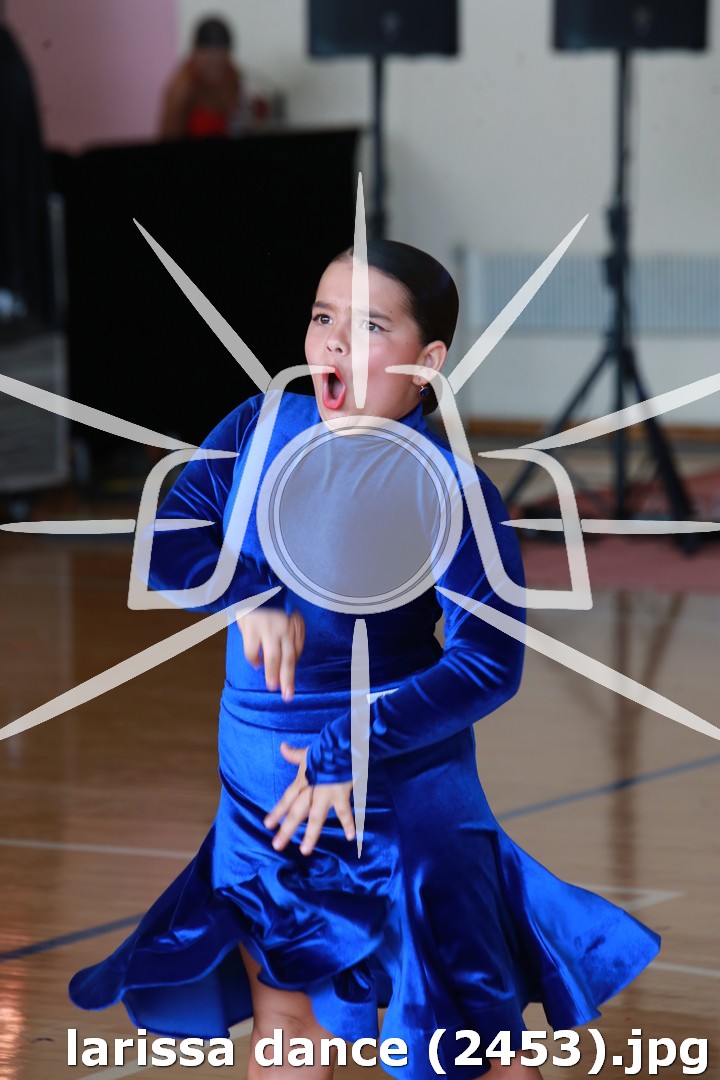 larissa dance (2453).jpg