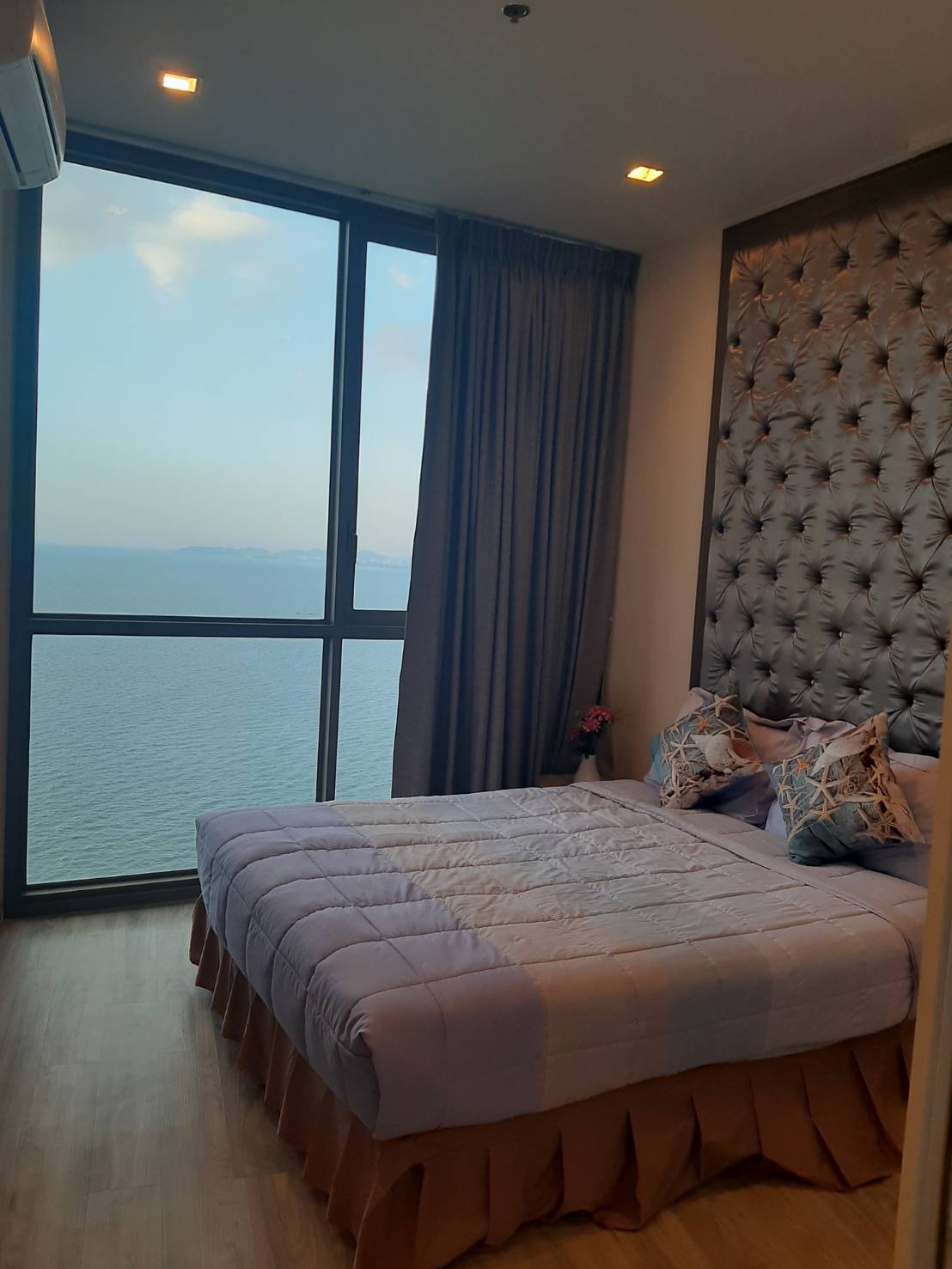 Cetus - 1 Bed, Floor 33 4