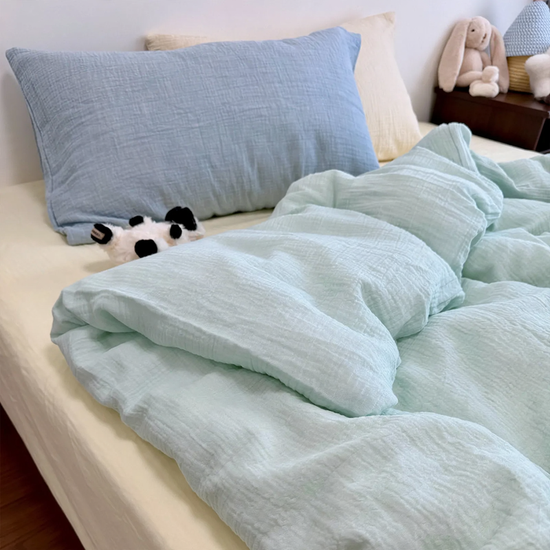 Cotton bed linen with double gauze structure