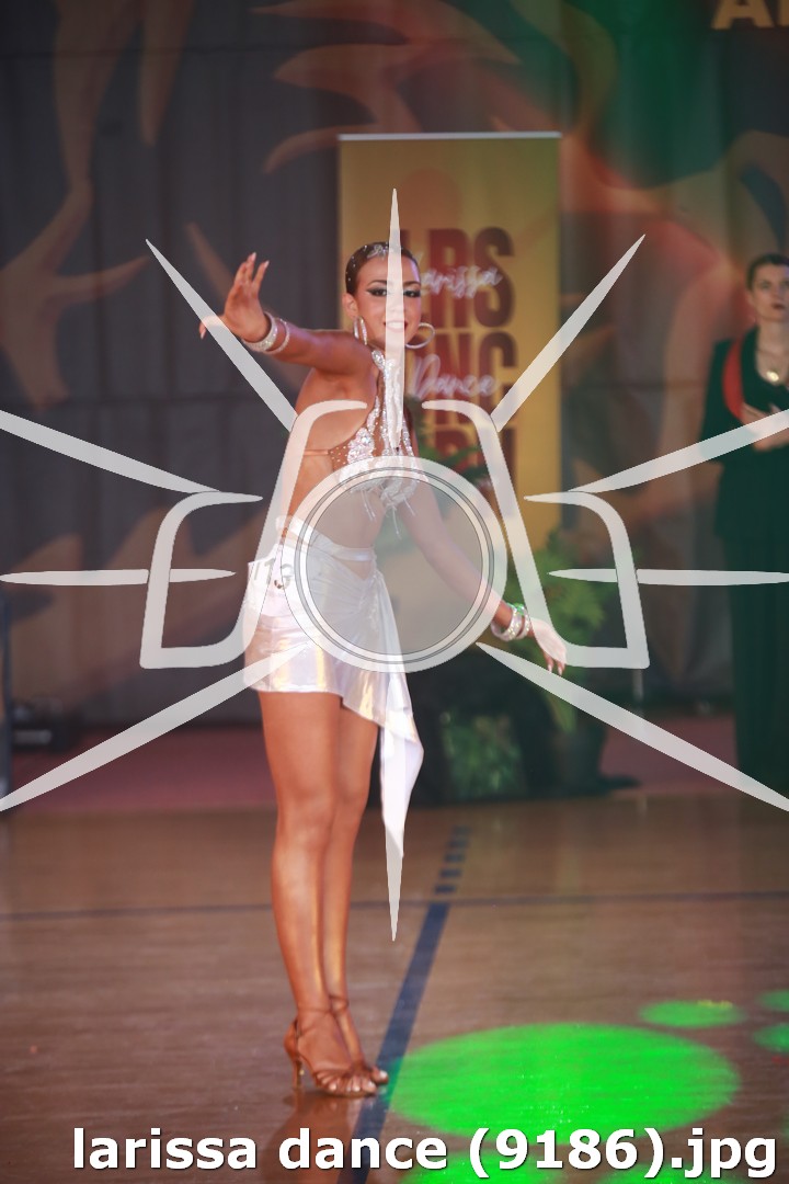 larissa dance (9186).jpg