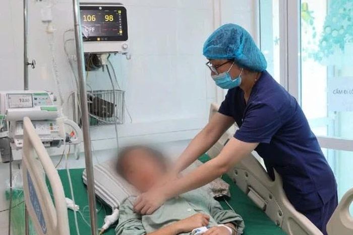 Hai ca nhập viện vì rắn cắn tại Điện Biên - Báo Tri thức &amp; Cuộc sống