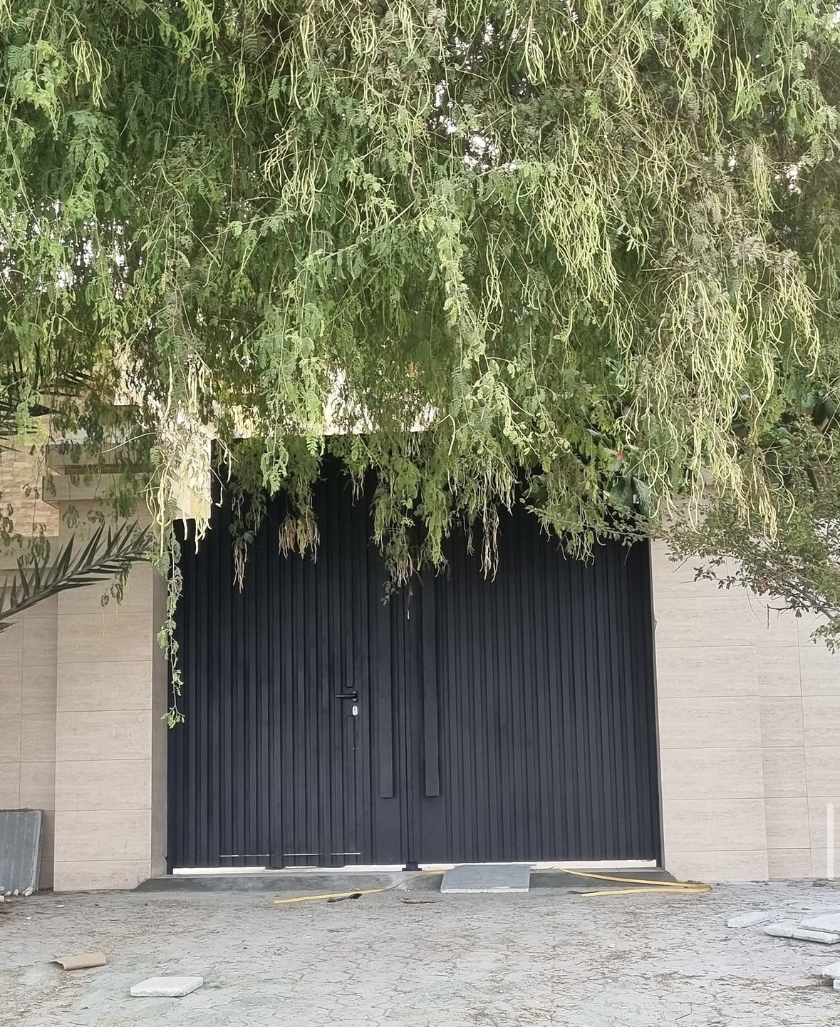 Custom aluminium door Fujairah UAE — Al Taher Group
