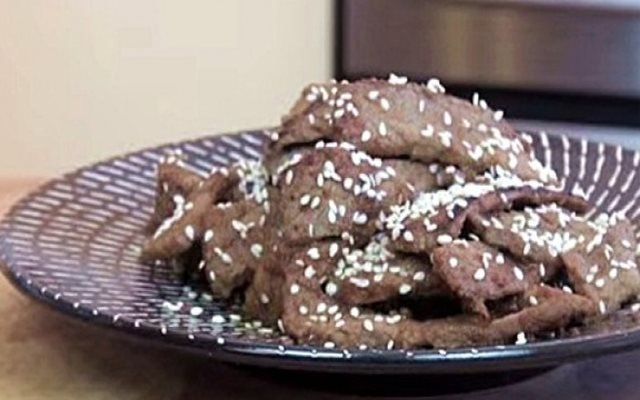Thịt Bò Ướp Lê Áp Chảo