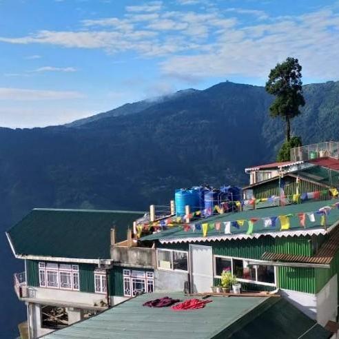 PRIME Darjeeling Hotel