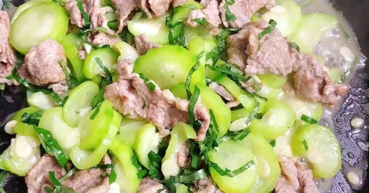 Mướp Xào Bò Lá Lốt