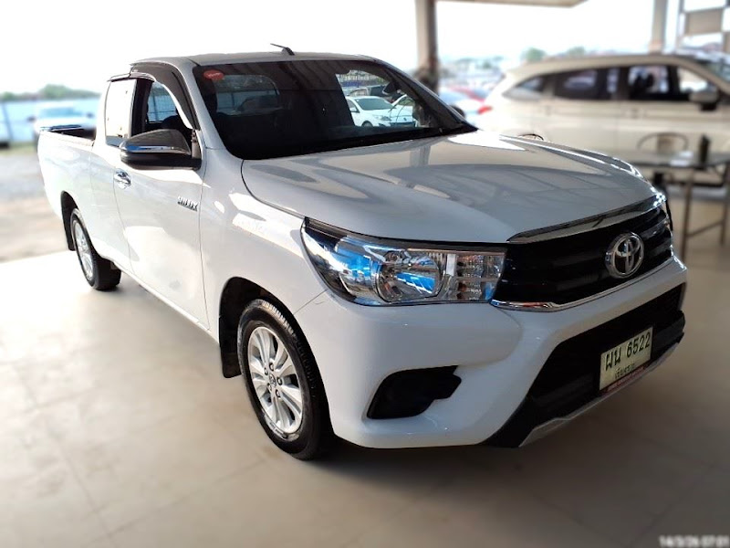 TOYOTA HILUX REVO