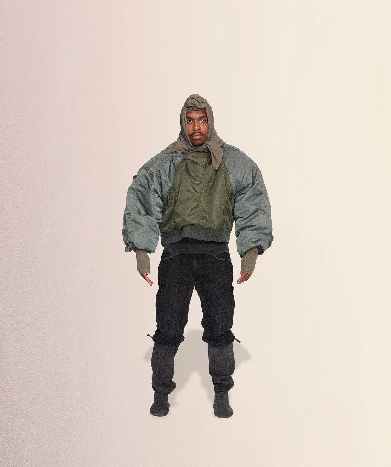 Yeezy gallery image 4