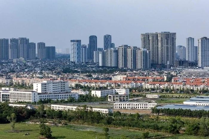 Nhà đầu tư chung cư vùng ven Hà Nội chật vật cắt lỗ hàng trăm triệu - Báo Tri thức &amp; Cuộc sống