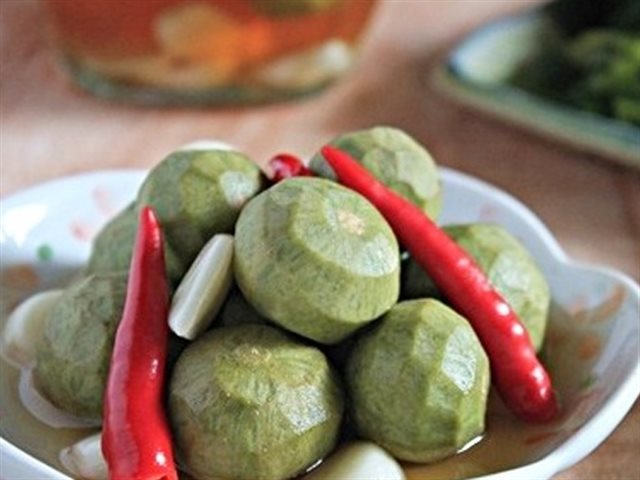 Sấu Ngâm Nước Mắm