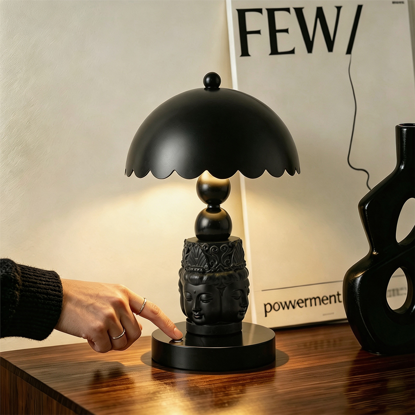 Buddha Table Lamp, Black, 3-step dimmable