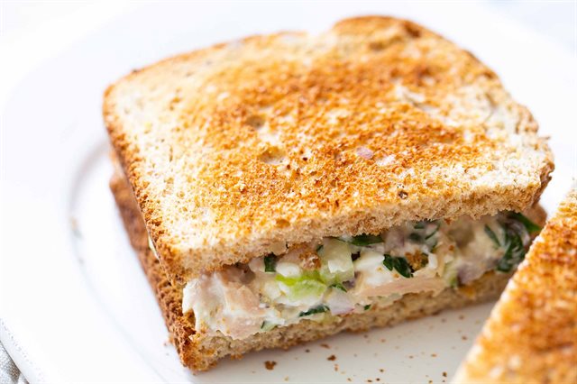 Salad Cá Ngừ Rau Củ