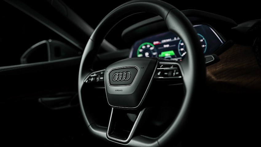 Audi e-tron GT interior | Steering Wheel