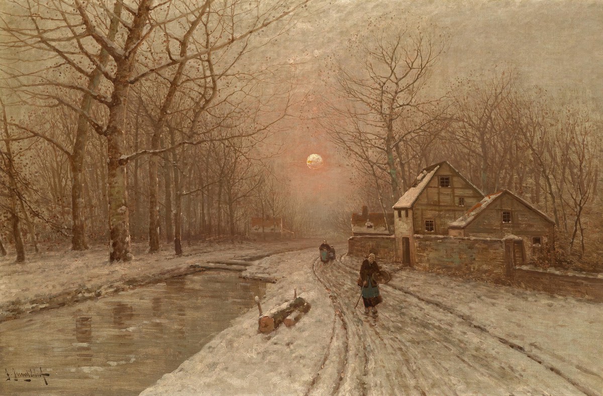 Abendstimmung über einer Dorfstraße