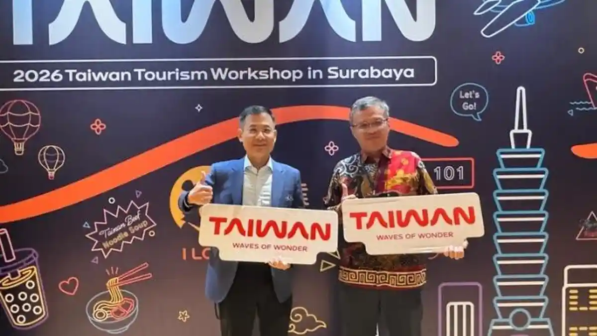 Director General of Taipei Economic and Trade Office (TETO) in Surabaya, David Lin, saat mempromosikan pariwisata Taiwan.