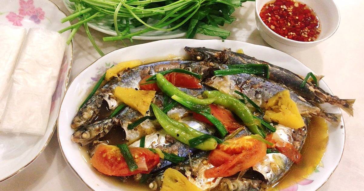 Cá nục hấp cuốn bánh tráng