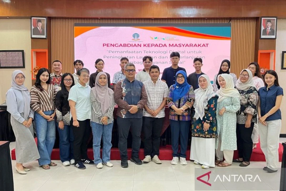 Suasana kegiatan pengabdian masyarakat Universitas Terbuka mengenai pemanfaatan teknologi digital di Serang.