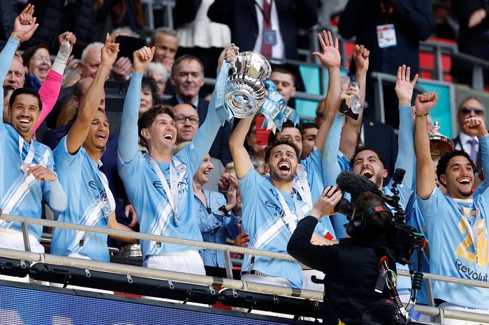 Cách Manchester City tri ân Bernardo Silva và John Stones - Tạp chí Tri thức