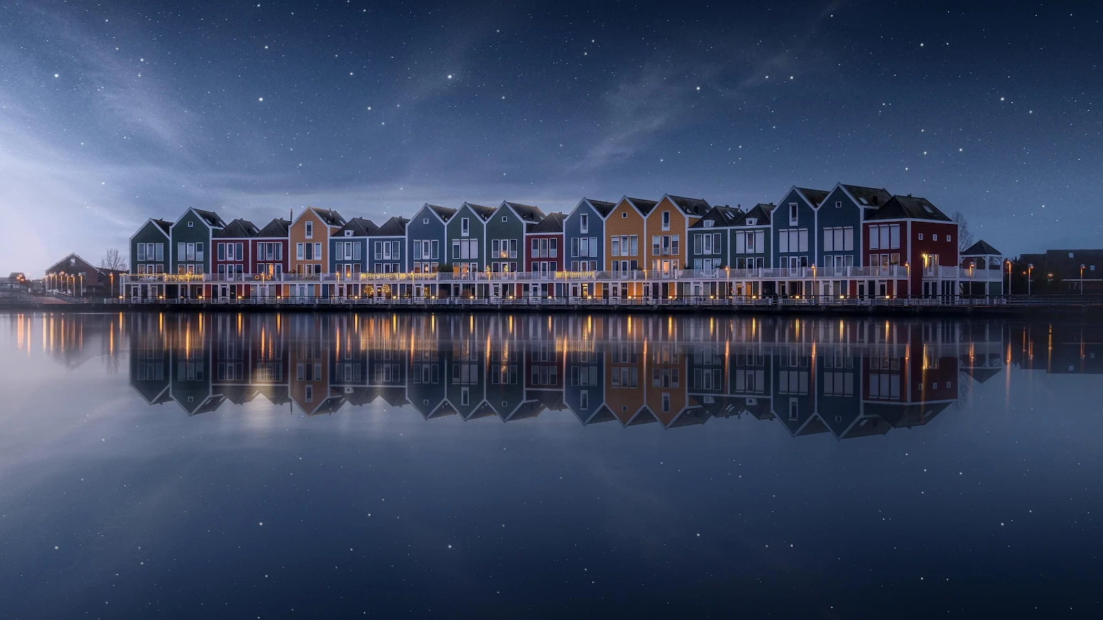 Houten, Architecture, Reflection, Nightscape 4K Wallpaper Background (3840x2160)