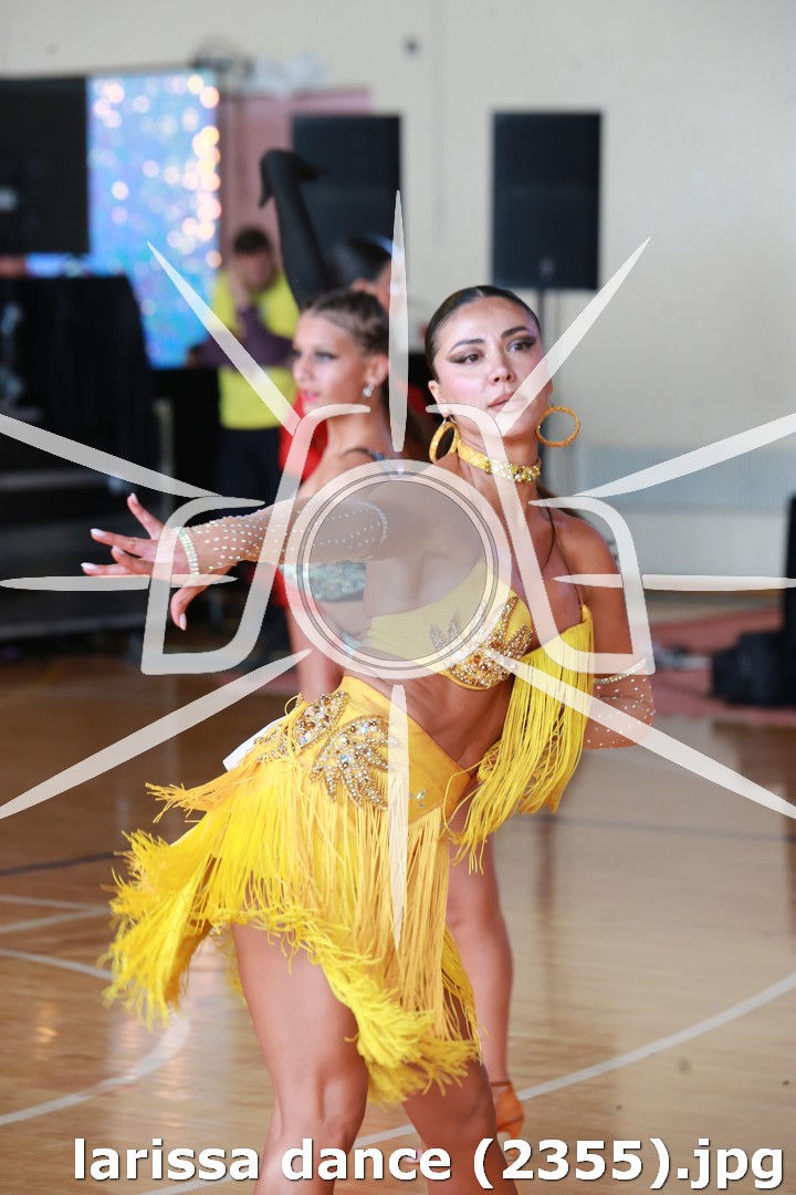 larissa dance (2355).jpg