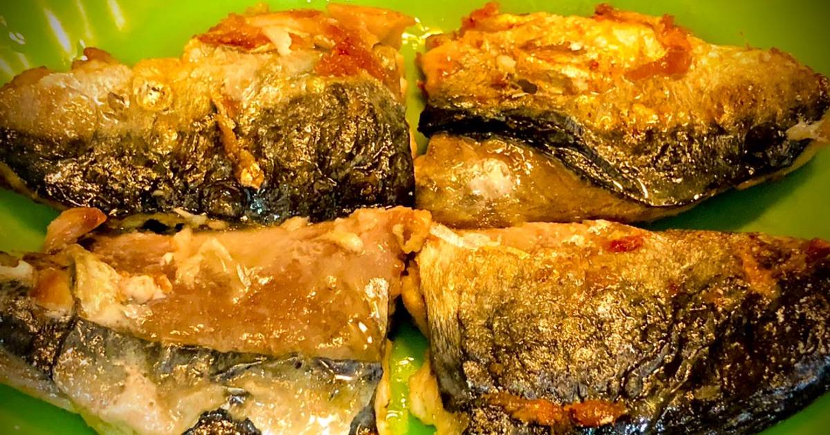 Cá Nục Chiên Giòn