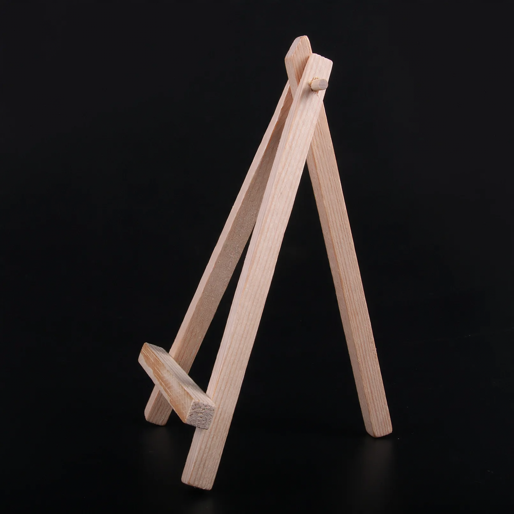 Small Pine Wood Easel