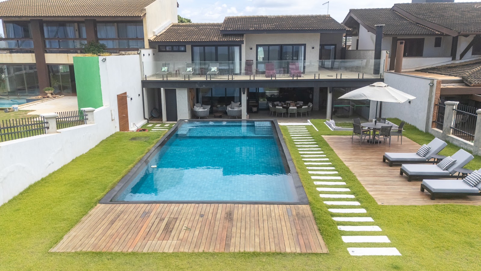 Casa Gávea Beira-mar | 05 suítes | Largo de Freitas - BA 2