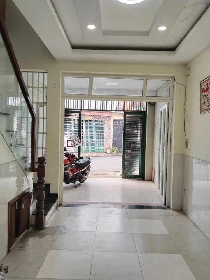 Nhà mặt tiền 4 X 19,25m, 1 Lầu, Nguyễn Thành Vĩnh, P. Trung Mỹ Tây, Quận 12