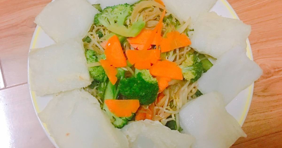 Phở chiên phồng (phiên bản chay)