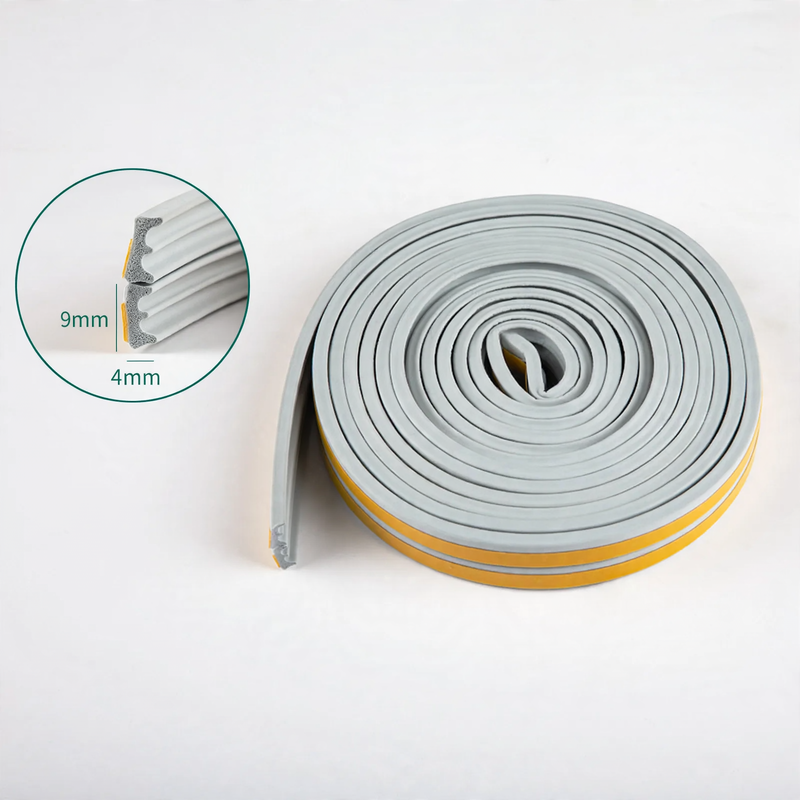 Door gap seal for room doors