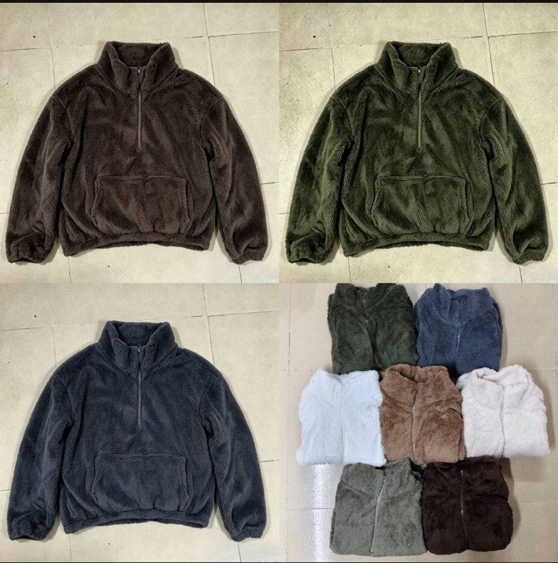Gefütterter Damen-Sweater mit Stehkragen und Reißverschluss