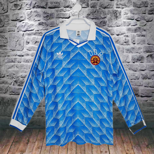 Retro 1988 East Germany Local.png