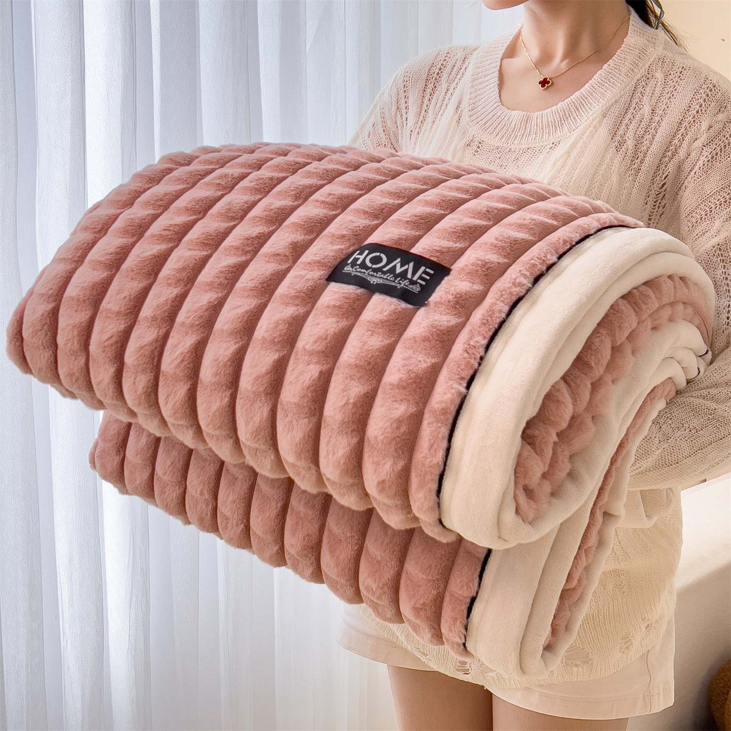 Double-sided Rabbit Fur Imitation Blanket
