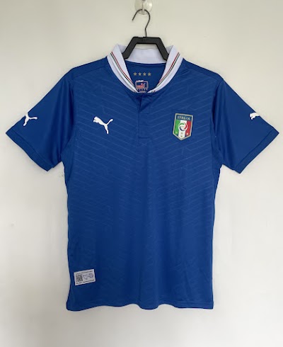 Retro 2012 Italy Local @lumorasports.jpeg