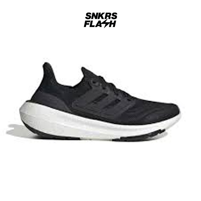 ADIDAS ULTRABOOST LIGHT CORE BLACK - Size 39.3