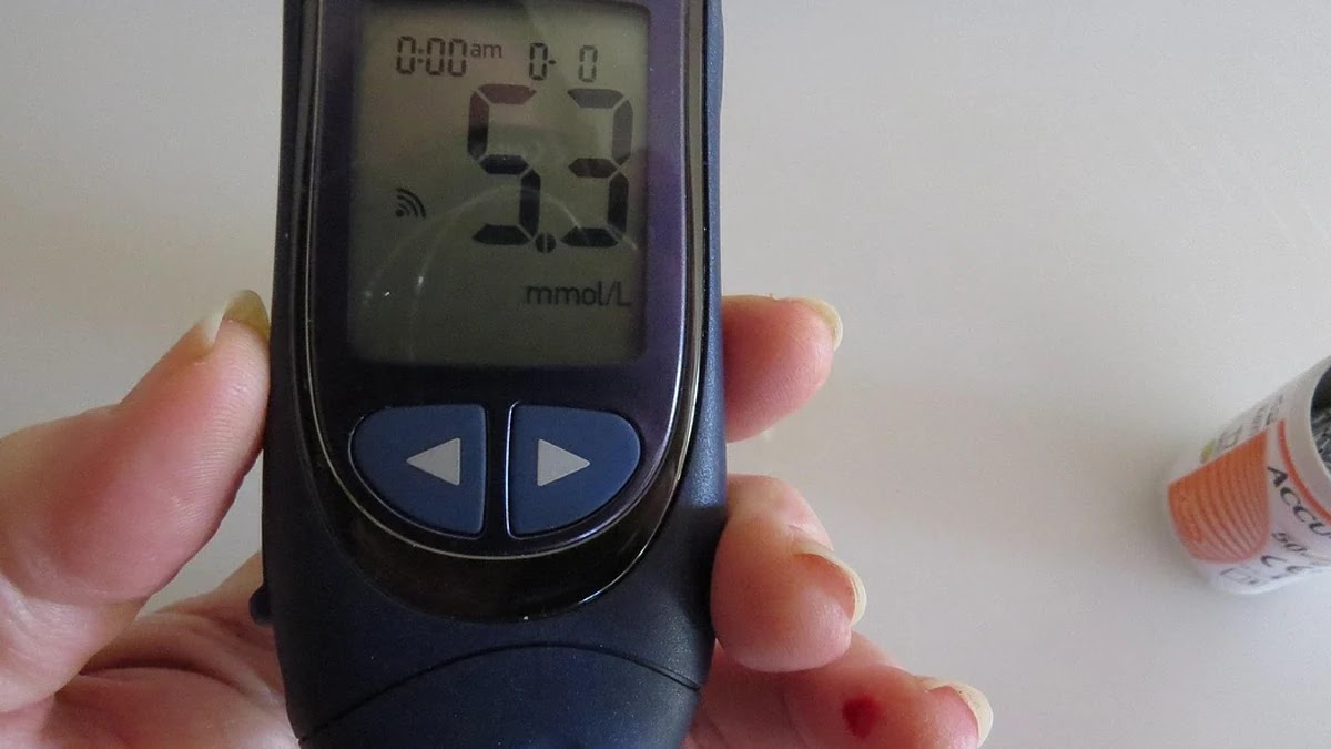 가족 건강을 위한 혈당 측정 주기와 관리 방법