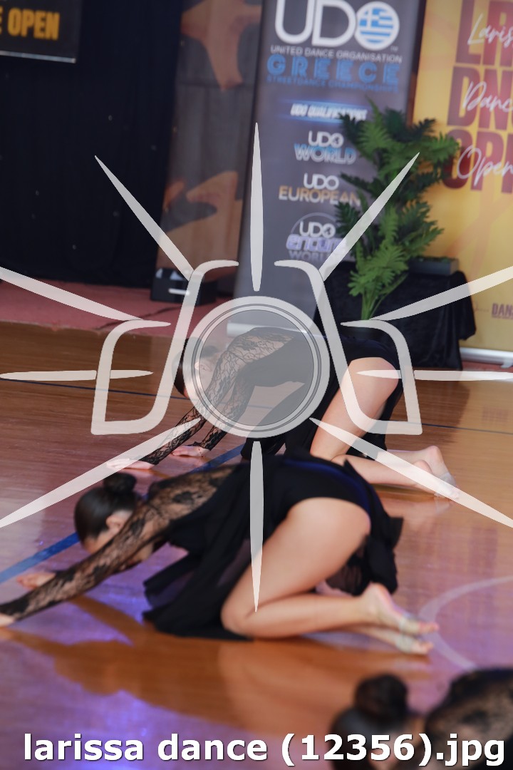 larissa dance (12356).jpg