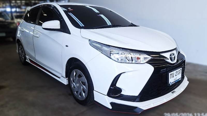 TOYOTA YARIS ECO