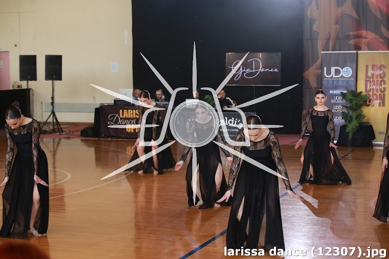 larissa dance (12307).jpg