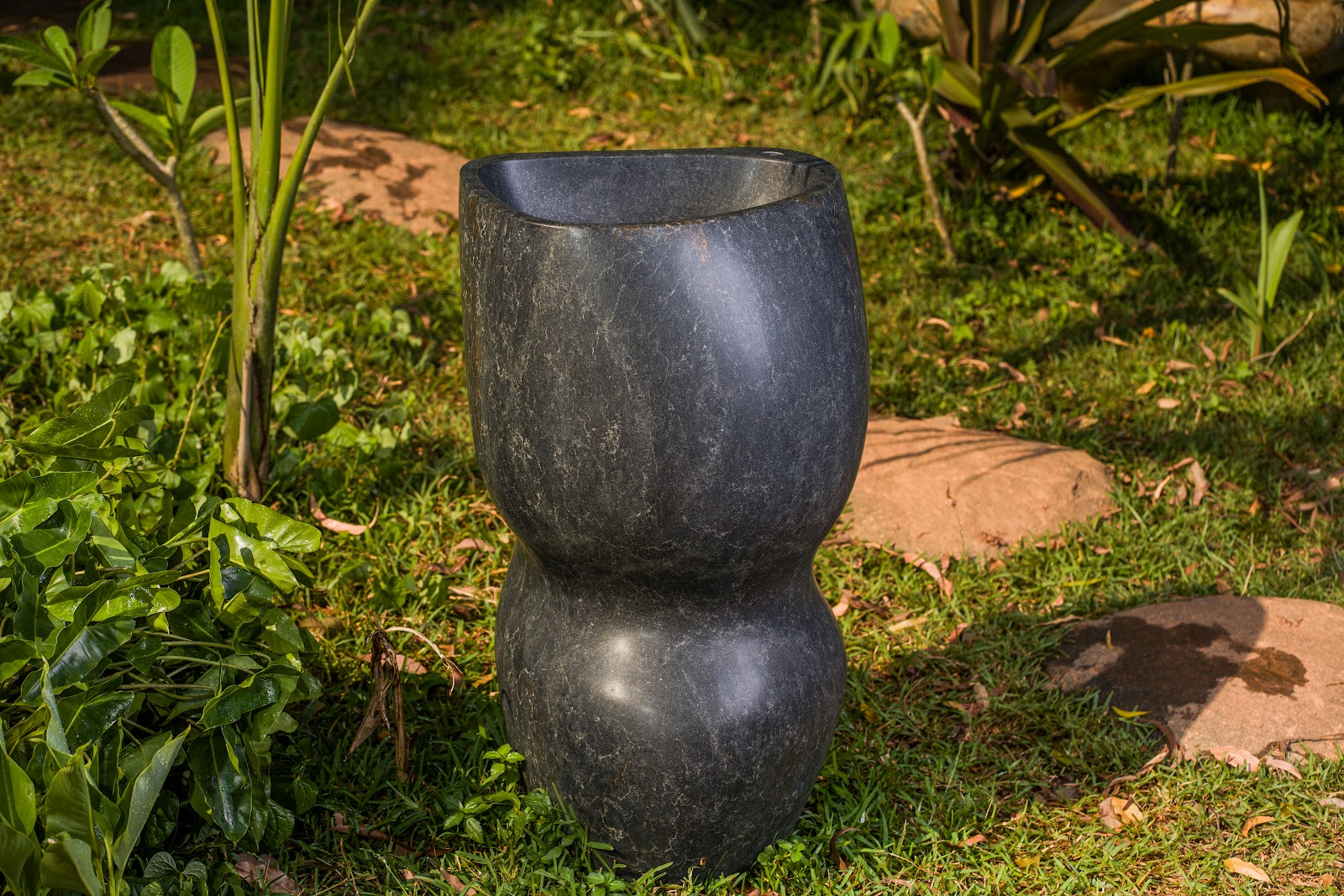 Pedestal Basin in Sculpted Granite, studio view 4