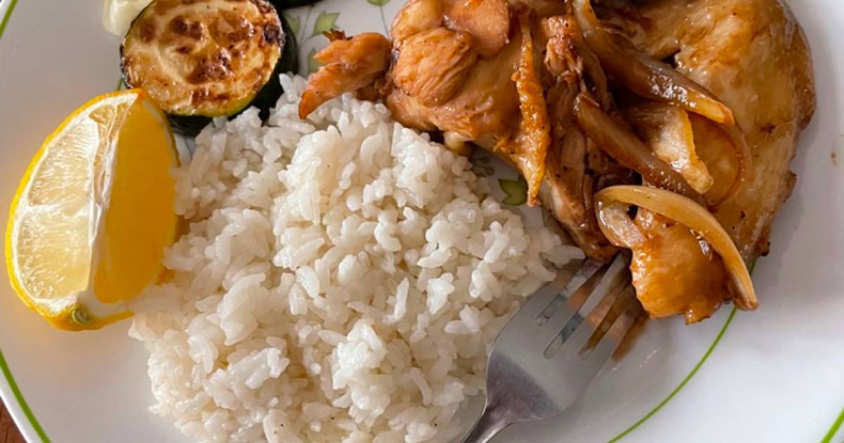Cơm gà và squash chiên