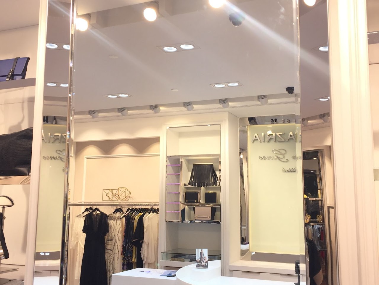 BCBG 3