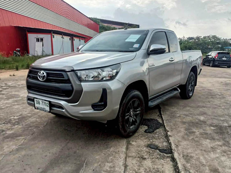 TOYOTA HILUX REVO