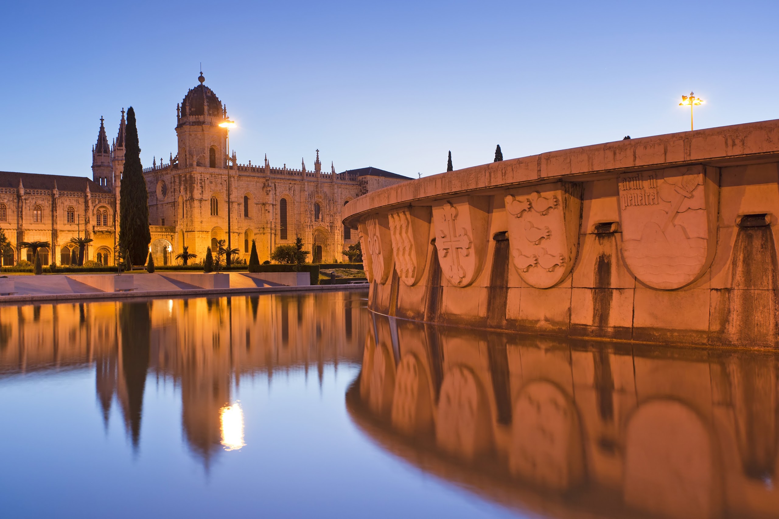 Lisbon's Maritime Wonders: A One-Day Journey for Two