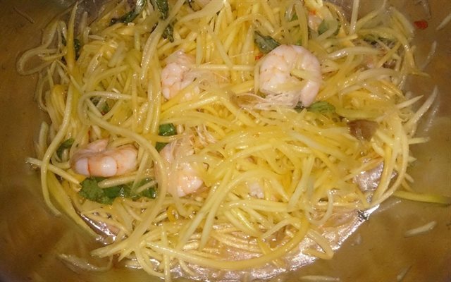 Gỏi Đu Đủ Tôm Rim