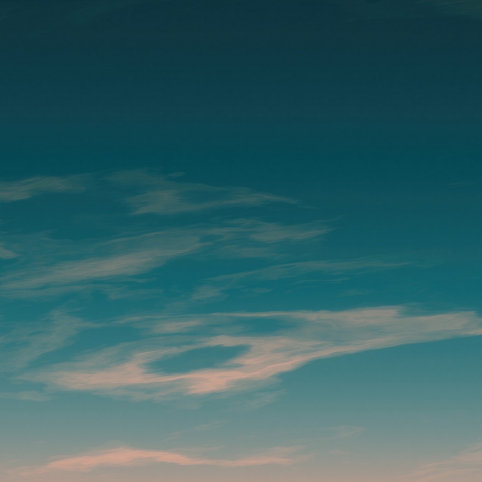 Download Minimalist Mountain Sunset iPhone