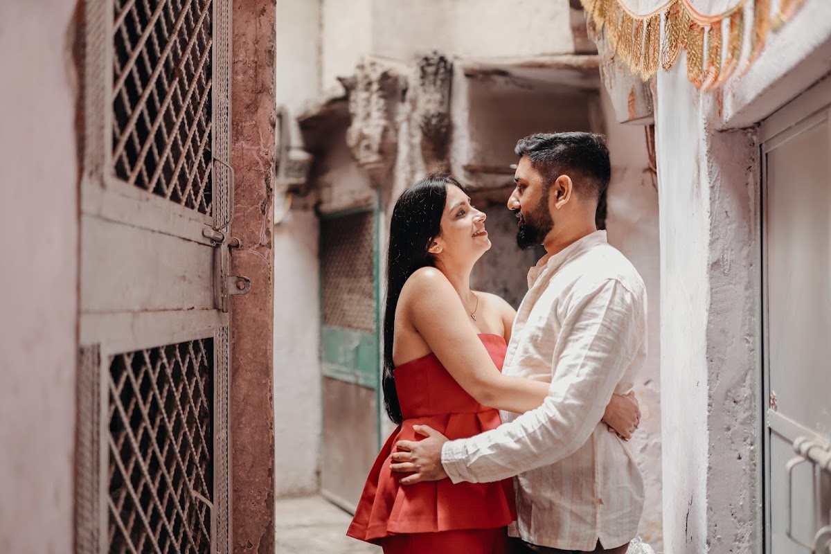 Pre-Wedding frame 13