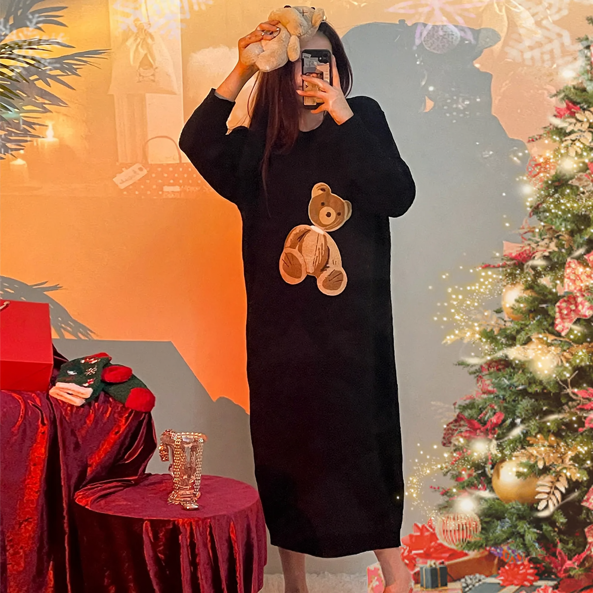 Women's jumpsuit, soft and warm, with winter motifs